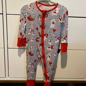 Little sleepies Valentine’s Day dog print. Size 3-6 mons.